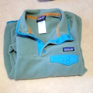 Patagonia sweatshirt